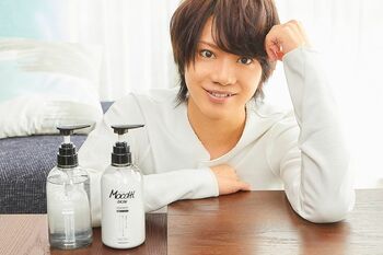 三度の飯より風呂好きな佐藤流司、シャンプーのCM出演で「ようやく時代が私に追いついてきたな」