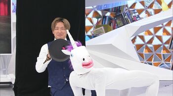 【全米大爆笑】コンビ芸人｢シューマッハ｣が凱旋！日本芸人初の快挙“ゴールデンブザー”を獲得したネタ披露！カズレーザーとは旧知の仲？