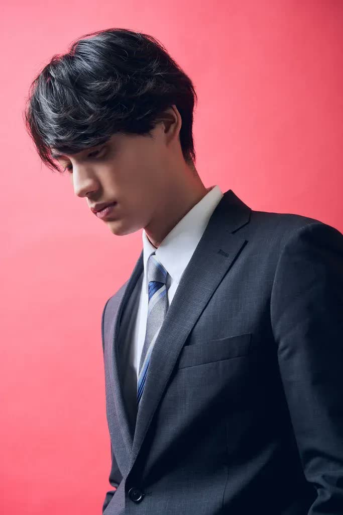 福士蒼汰　うちわ 福士蒼汰 デビュー10周年を迎え「やっと役者の道のスタートに