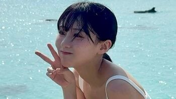 「女神様！」田中美久 宮古島で美ボディー姿を大量公開！スラッとした美脚&背中がざっくり開いたワンピコーデで大人な女性に！「健康的で素敵」