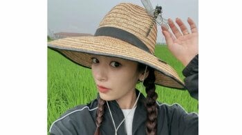 近藤千尋 娘と帰省先の岡山で田んぼ体験！スタイリッシュなジャージ姿に「可愛すぎる」「良い経験できてますね」