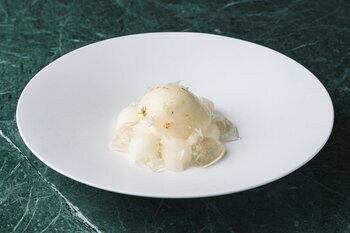 いばらきの梨『恵水』を贅沢に使用したスイーツを都内の有名パティスリー、パーラーにて期間限定で販売中！