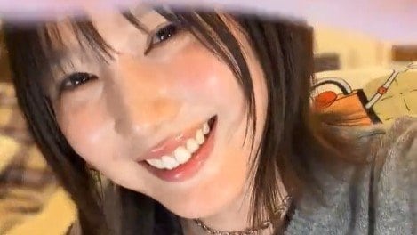 「太ってヤバい」本田翼 おなかチラ見せの“年末年始太りでダイエット”中姿に「腰が抜けますた」増えた体重はズバリ…オシャレな自宅から“小悪魔的”笑顔をお届け