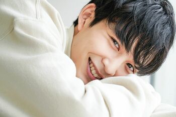 【眼福♡男子】Vol.31鈴木仁 自身のチャームポイントは「笑ったときにできる目尻のシワ…かな（笑）」