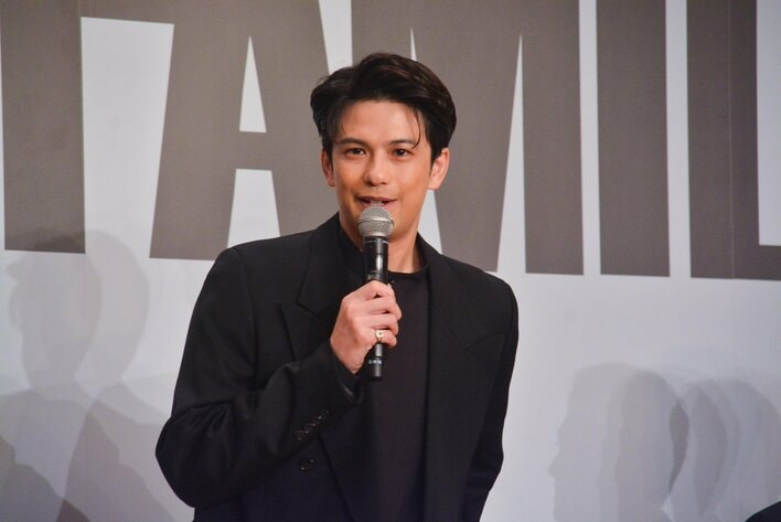 森崎ウィンが新アーニャにメロメロ！唯月ふうか＆和希そらの“意外な一面”も披露！ミュージカル『SPY×FAMILY』製作発表レポート