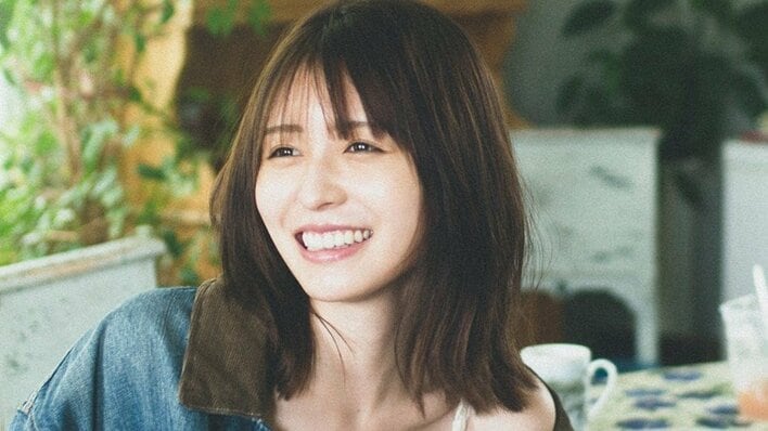 【画像9枚】長濱ねる 水着姿の“美背中”ショット披露 生配信特典カットを見る