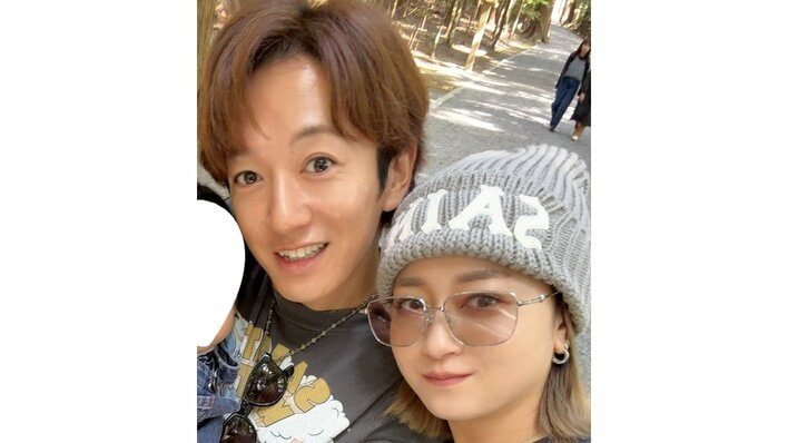 【画像8枚】「大きくなってる」みちょぱ&大倉士門が公開した“おちゃめな髪形”の生後3ヵ月長男を見る