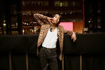 2022年に19歳という若さでこの世を去ったYOSHIさんのドキュメンタリー『令和のロックスター』FODで配信！