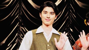 本田響矢 “瀧昌さま”効果で友人の母にサインを求められた！7年ぶりの舞台で喜劇王・エノケンの息子に「2025年は半分くらい“昭和”」