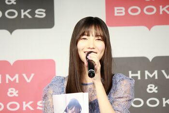 日向坂46 河田陽菜、初水着＆ランジェリー姿「1秒だけ見てほしい」