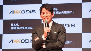 岡田准一が退所を発表した三宅健にエール「新しくやることはなんでも応援します」