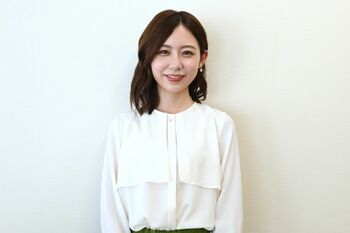小山内鈴奈アナ ソロ撮影に恐縮！「ひと月私が…4月は飛ばしてください（笑）」