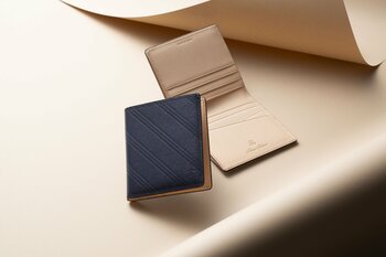 最強開運日に向けてブルックス ブラザーズがレザーウォレットをセレクト