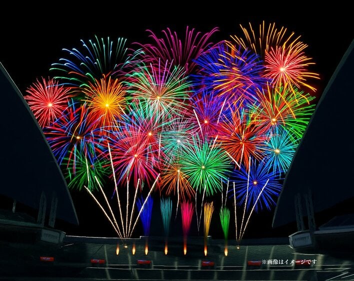 ブルーノ・マーズ 日本の花火と初コラボした音楽イベントを開催！本人