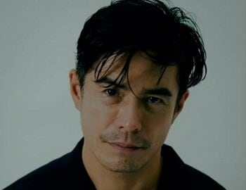 「今年50歳です。」伊藤英明 衝撃の“全力パンスト動画”にファン爆笑「なにしてるの？」「永遠に成長期の男の子」