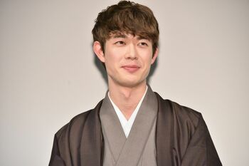 宮沢氷魚が“初キス”告白！お相手・藤原季節の「僕は結構してる」発言にショック！？