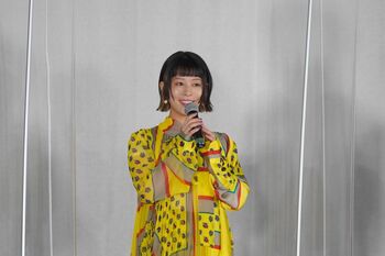 大久保佳代子、高畑充希から「めっちゃかわいい」と褒められ照れ笑い