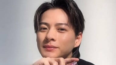 平野紫耀 気持ちよさそうな“寝顔姿”披露！岸優太＆神宮寺勇太と