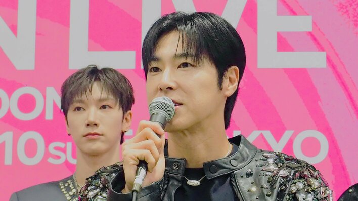 ★激レア★東方神起 韓国FC Cassiopeia ～O～正反合応援タペストリー 8集: NEW CHAPTER #1 : THE CHANCE OF LOVE (ランダムカバー