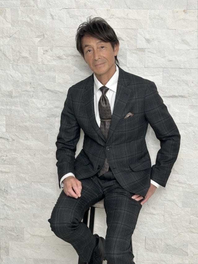 1児の父・吉田栄作(57) 我が子への“ベイビースノーマン”を公開