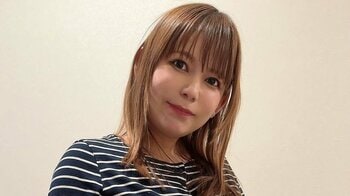 中川翔子「出産しました！」双子“顔出し”の親子ショットを公開 幸せそうな表情を浮かべる姿にファン「すっかりママの顔！」