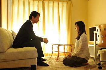 ＜試写室＞無感情のはずが…このドラマは谷原さんの“感情”を美しく引き出すドラマだった