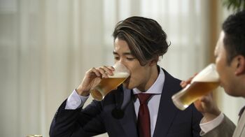 市川猿之助×尾上右近が対談！役者としてのこだわりと挑戦 「真心を込めて、丁寧に」