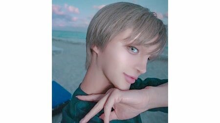 Matt “即席水着”姿をメキシコの海で披露！プライベートジェット内での紫外線対策やクルージングで大はしゃぎする様子も！？