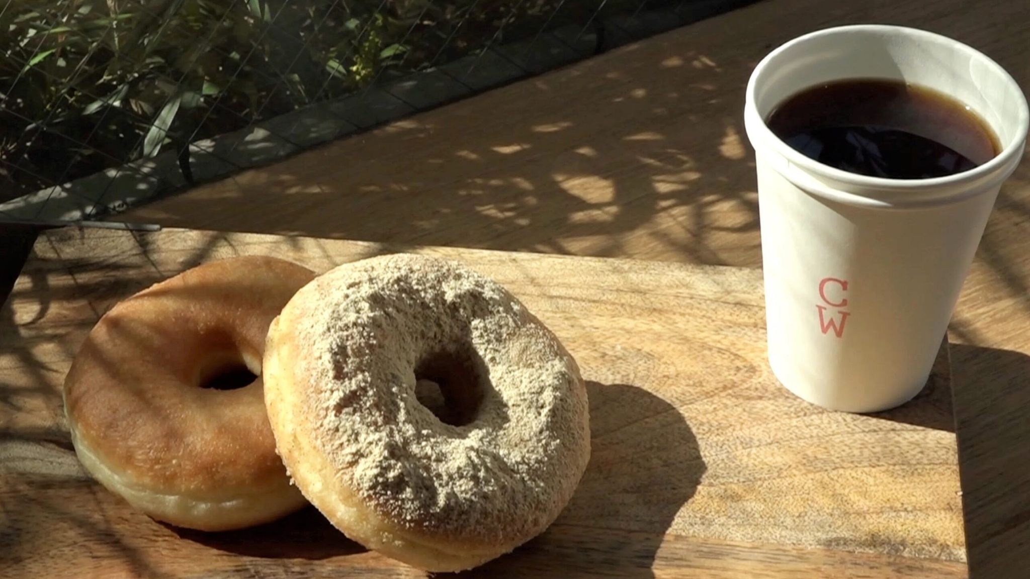 関口メンディーが「うメンディー！」と絶叫！オススメのドーナツと