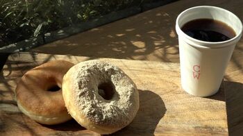 関口メンディーが「うメンディー！」と絶叫！オススメのドーナツとコーヒー