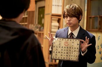 伊野尾慧の長ゼリフ＆板書がすごい！チョークがなくなるほど練習＆神宮寺に「俺の代わりに書いてくれよ～」