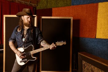 グラミー賞受賞ギタリストジョン・オズボーンのシグネイチャーモデル『John Osborne Telecaster(R)』を発表 【2026年3月11日（水）より販売開始】