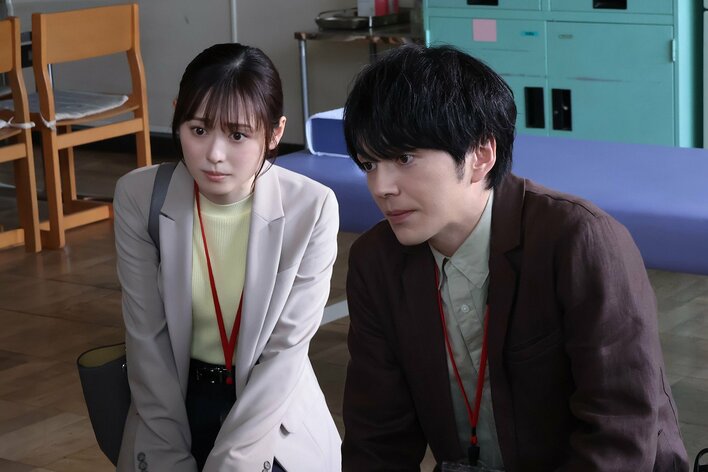 翼（福原遥）は刑事から児童相談所へ突然の出向！児童福祉司・蔵田（林遣都）とある児童と向き合うことに『明日はもっと、いい日になる』第1話予告