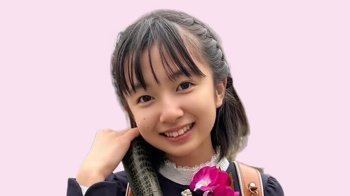 “最年少”東宝シンデレラ・白山乃愛が小学校を卒業！1年生の時との成長比較写真に「大人っぽくなって」と反響