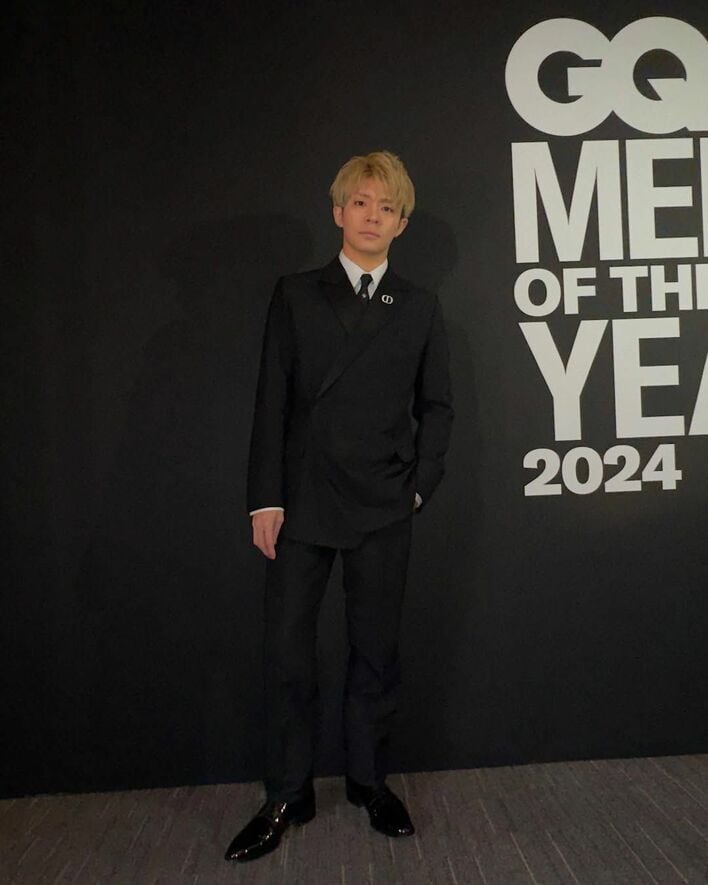 佇まいが貴公子」平野紫耀＆岸優太＆神宮寺勇太 授賞式の「爆イケ」黒