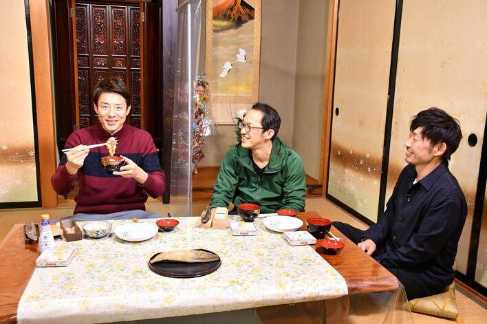 松岡修造 かつお節が踊る老舗の正月料理に「より羽ばたける」と新年を祝う