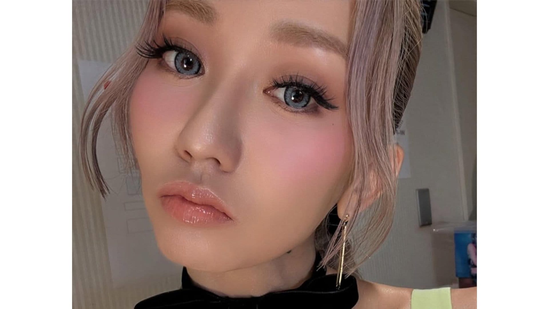 破壊力えぐい」倖田來未 ド派手な“ヒョウ柄”ピンクヘア姿が話題