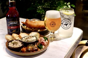 町田の新名所、ビアガーデンコース開始。町田のクラフトビールを駅前テラスで楽しむ「BUSO BREWERY ビアガーデンコース」直営ならではの醸造所直送クラフトビール全種飲み放題と料理のお得な特別プラン