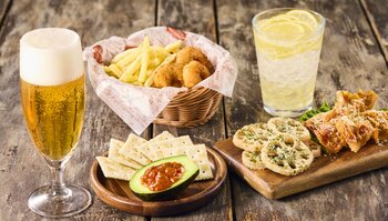 パクチー好きに贈る、春に出会う新しい味わい。旬の国産フレッシュパクチー×ガーリックシュリンプ！フレバルに香りまで美味しい一品が登場。