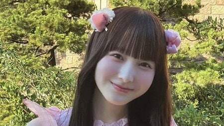本田紗来 “お姫様風コーデ”でディズニーランド満喫！キュートな猫耳×ピンクワンピで笑顔浮かべた姿に「心奪われました」「最高に似合ってます」