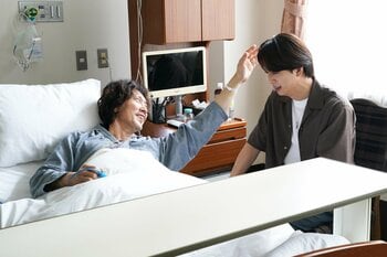 澄晴（寺西拓人）と毒親だった眞澄（佐々木蔵之介）の和解に「パパーー！！」「まじ涙止まらん！」とSNS大号泣『ラストノート』