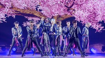 輝かしいデビューイヤーに逆境  『RIDE ON TIME』で Snow Man 密着