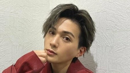 「ゴリゴリやん」八木勇征 鍛え抜かれた“彫刻のような”筋肉美を披露！たくましく盛り上がった肩や二の腕に「ぶら下がりたい」「ギャップがありすぎ」