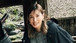 「ウルトラ綺麗すぎ」加藤あい まるで“ジブリ”な世界でまったり姿公開！囲炉裏前にした風情あふれるショット「雰囲気めちゃくちゃいい」