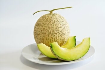 【茨城・道の駅ごか】メロンの王様「イバラキング」など旬の品種が勢揃い！「第5回 シン・いばらきフェア（メロン）」を5月23日(土)より開催