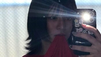 「腹筋6LDK！！！！」口でシャツめくり上げ美ボディー披露！19歳女子プロレスラーに反響の嵐「バキバキでカッコいい」「ヤバい♡」