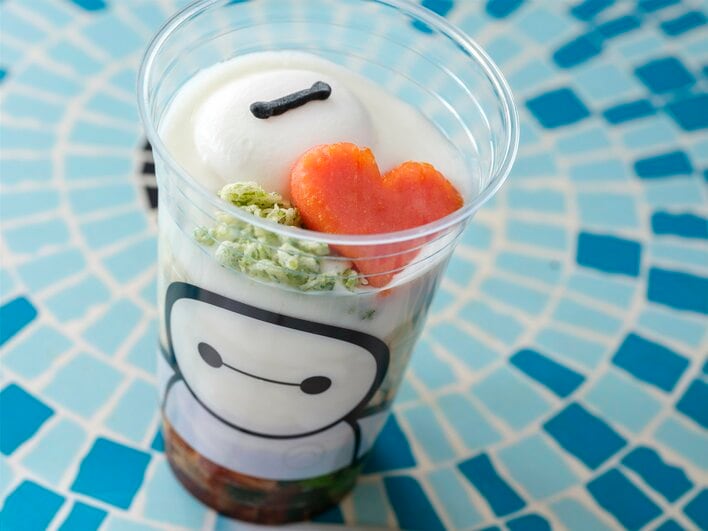 ディズニー ミッキーがモチーフのアイスなど夏のひんやりメニューを実