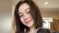 村重杏奈 3姉妹＆母との仲睦まじい家族ショット披露！妹20歳の誕生日を祝福する様子に「仲のいい家族でホッコリ」