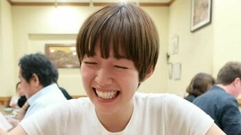 「めっちゃ良い笑顔」佐藤栞里 ドーナツで“口ひげ”！？京都グルメをおいしそうに食べるわんぱく姿に「もう！！！最高すぎる」