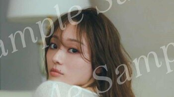 乃木坂46梅澤美波 透けニット×ランジェリー姿で美くびれ披露！2nd写真集『透明な覚悟』封入特典第6弾